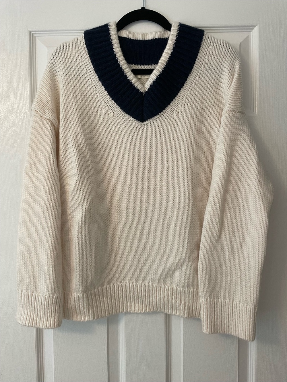 Abercrombie & Fitch Cream V-Neck Sweater with Navy Trim